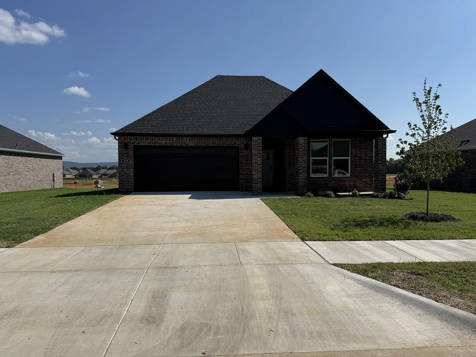 429 West Gosling Island - 1 — Photo 1