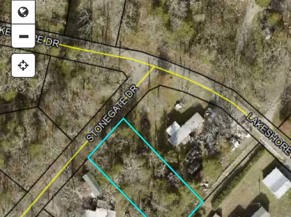 622 Stonegate Dr, Burnside, KY 42519