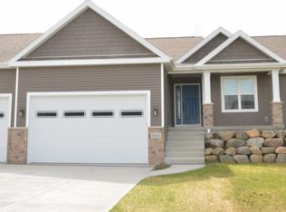 1614 Esker Trl, Sun Prairie, WI 53590