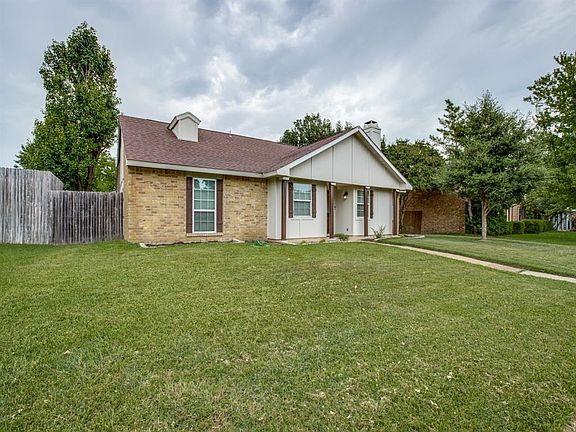 3rd image of 630 Beechwood Dr