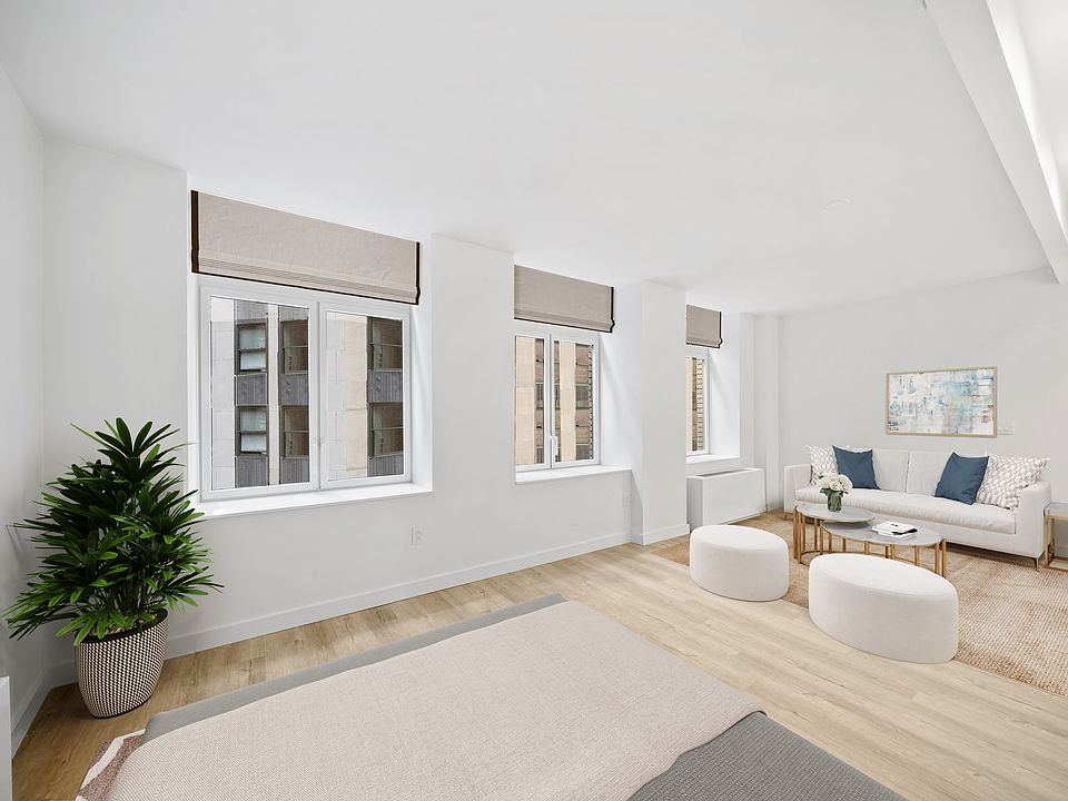 1st image of 90 John St Room 1214