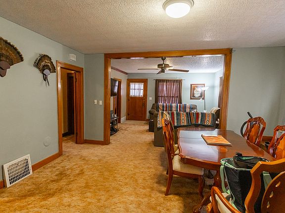 5th image of 221 E Court St