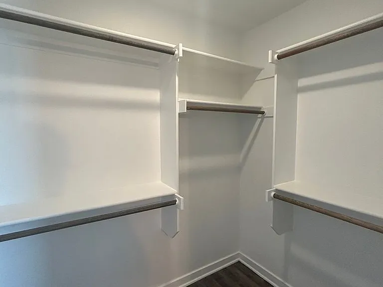644 Hidden Springs Dr — Photo 17