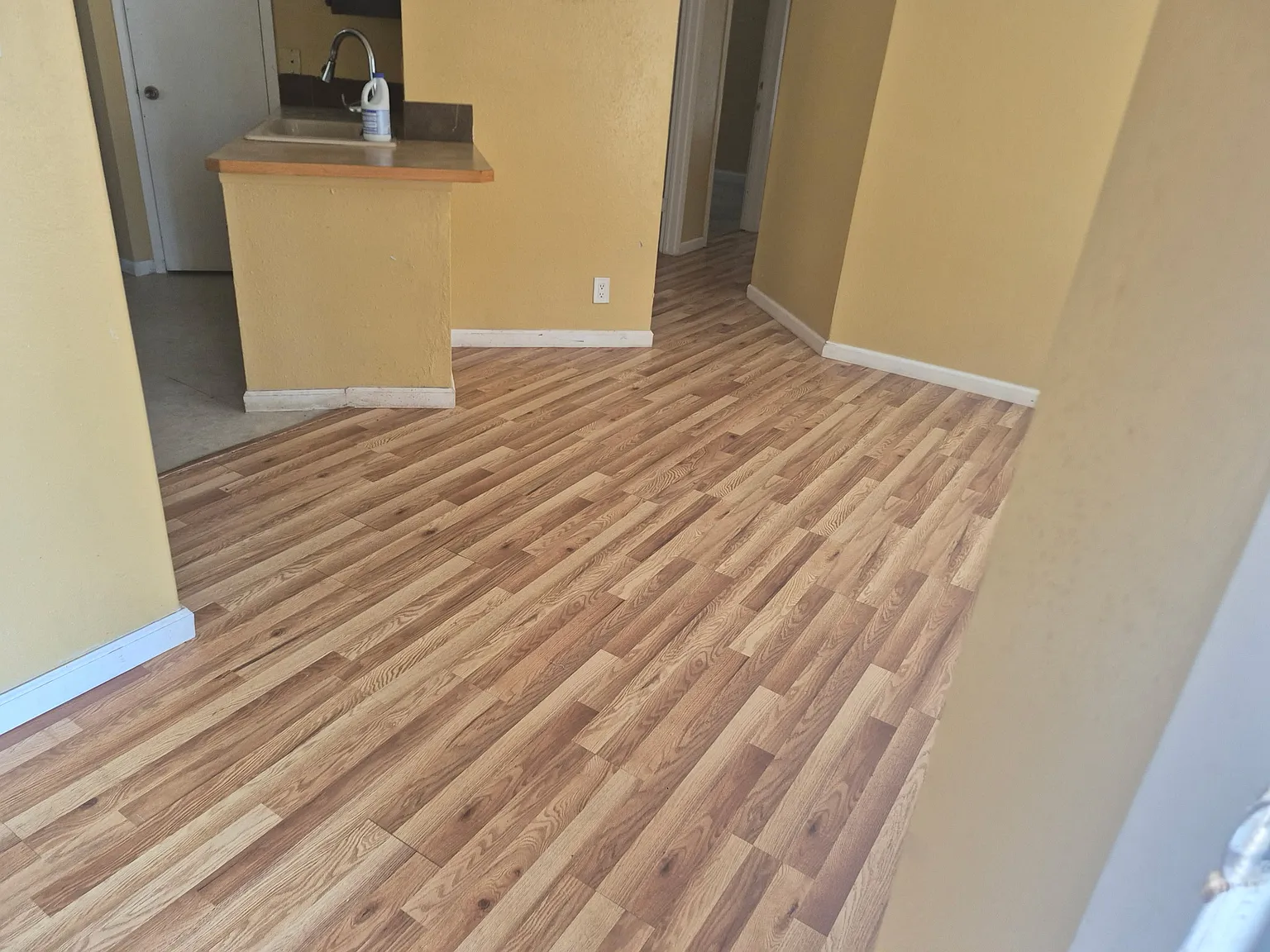 4 bed, 1463 sqft, $1,650 — Photo 2
