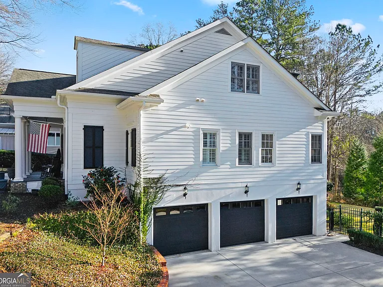 102 N Cove Dr — Photo 4