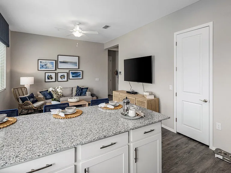 The Crofton — Photo 9