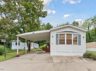 6615 Cleveland Rd #K2, Ravenna, OH 44266