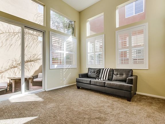 4th image of 2803 Villas Way