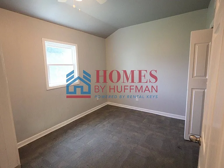 1302 Cumberland Ave — Photo 7