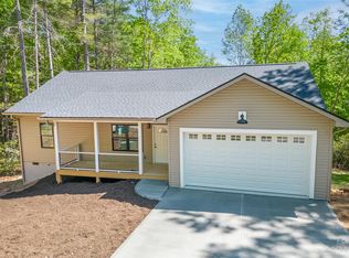 166 Allen Springs Rd, Horse Shoe, NC 28742