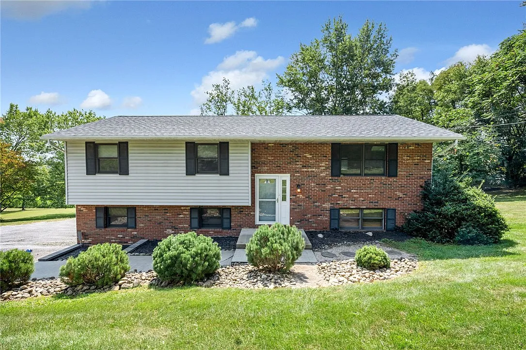 212 Wises Grove Rd photo 1