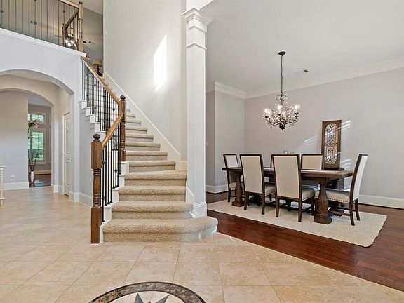 5th image of 3 Almondell Ct