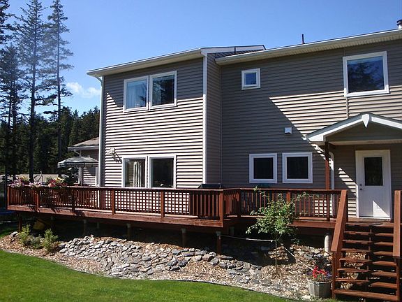another view of back deck