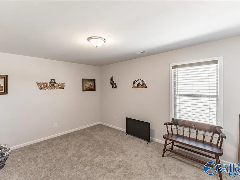 107 Ranna Dr — Photo 20