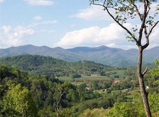 69 Sab Rd, Franklin, NC 28734