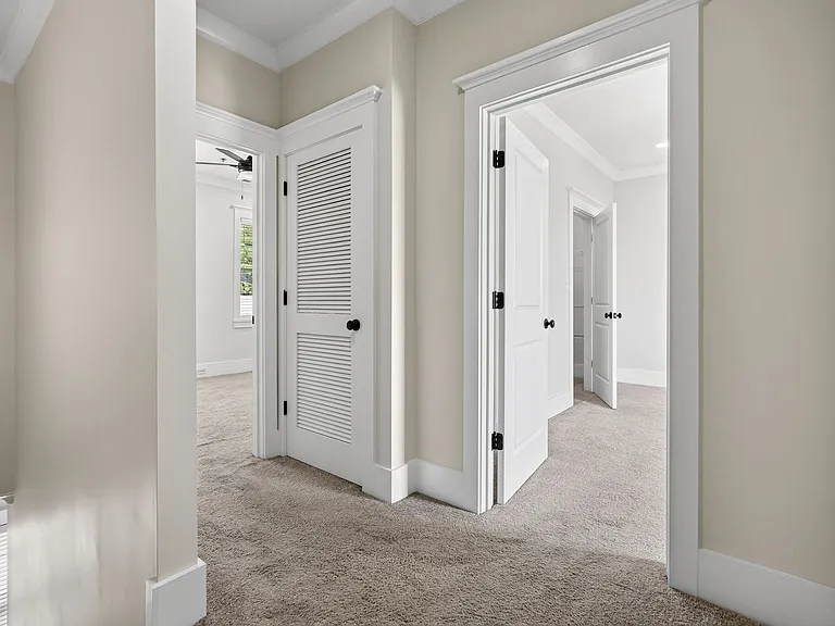 2409 Spring Creek Blvd NE — Photo 16