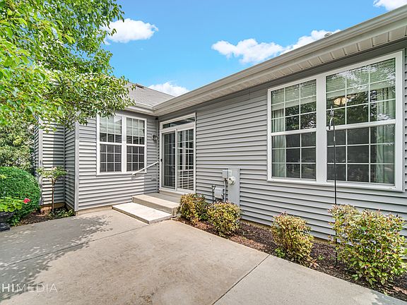 3rd image of 21257 Lily Lake Ln