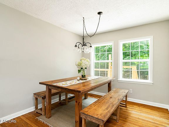 5th image of 4705 W Lincoln Cir
