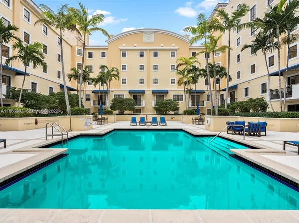 8395 SW 73rd Ave APT 509, Miami, FL 33143