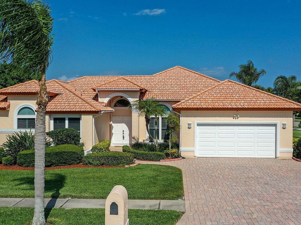 1st image of 2060 Sykes Creek Dr