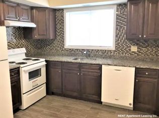 1230 Carol St #1408-2B, Park Ridge, IL 60068