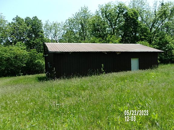 3rd image of 2510 S Whitney Rd