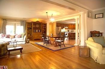 3rd image of 4845 Beck Ave