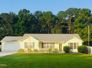 126 Marcil Ln, Hampstead, NC 28443