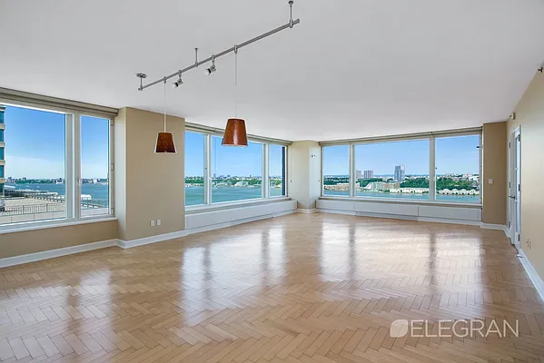 Rented by (Legacy) Elegran | media 13