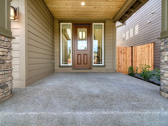 2nd image of 4815 Plover St NE