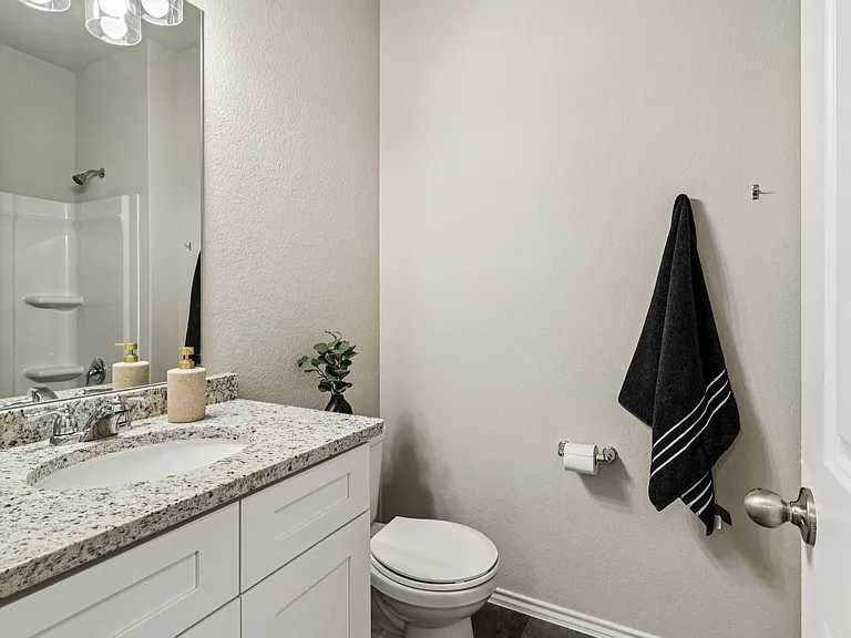 8911 FM 1560 N — Photo 23