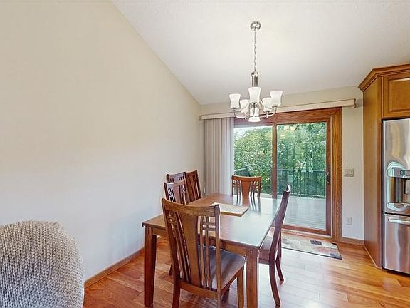 5th image of 14824 Maywood Dr