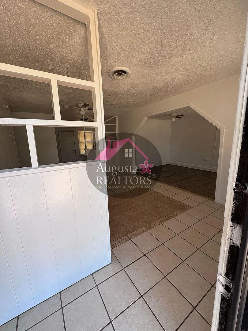 Charming 3-Bedroom Home in Abilene! — Photo 3