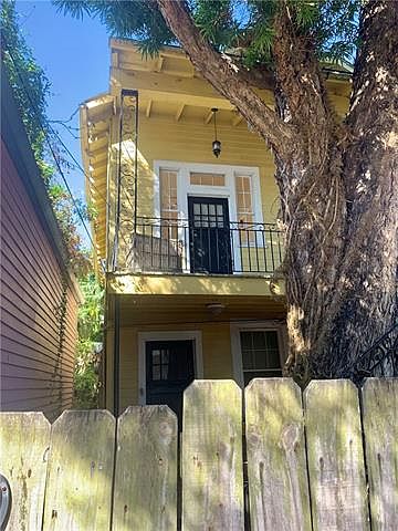 1st image of 3919 Laurel St