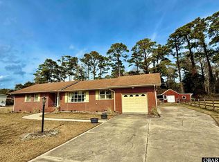 1146 E R Daniels Rd, Wanchese, NC 27981