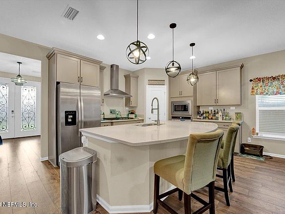 4th image of 2795 COPPERWOOD Avenue