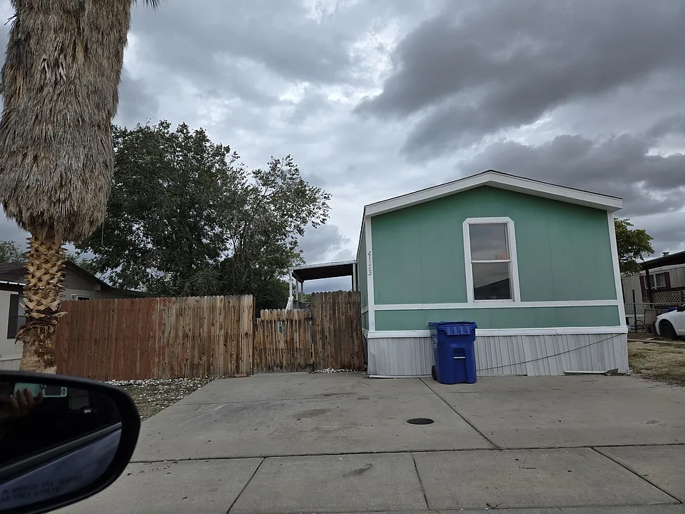 4153 Calle Nuestra