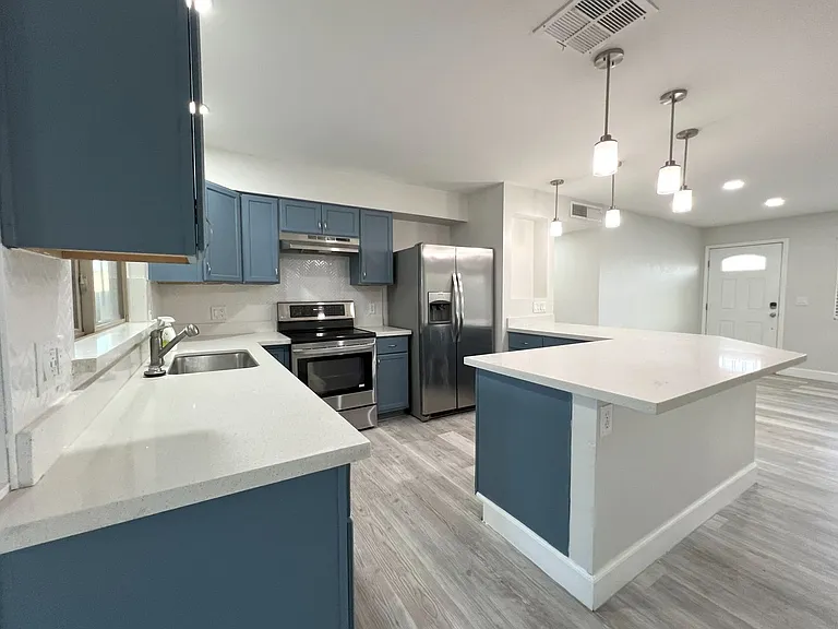 3614 W Tulsa St — Photo 9