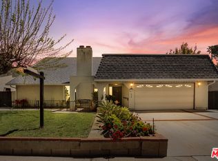 2272 N Elmdale Ave, Simi Valley, CA 93065