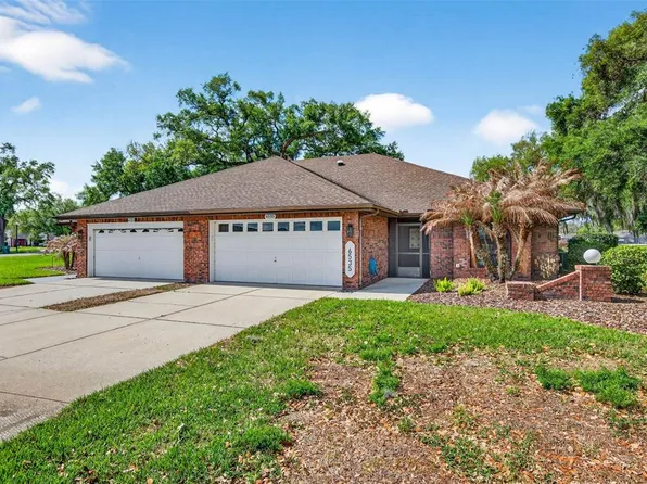 6535 Brentwood Dr, Zephyrhills, FL 33542
