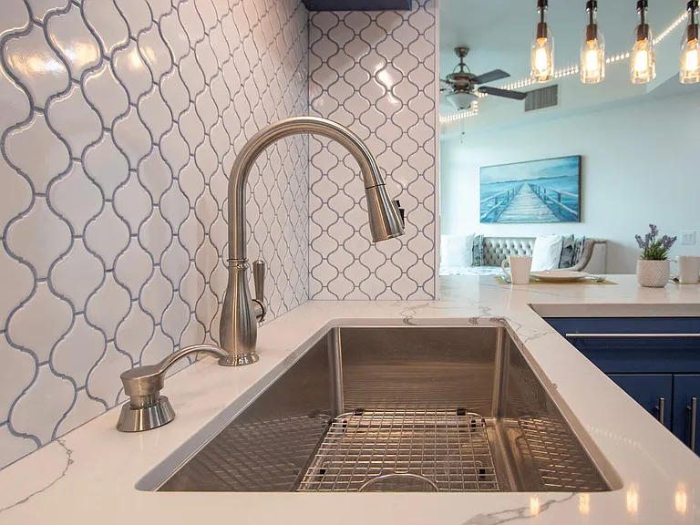 801 Ash St #605 — Photo 7