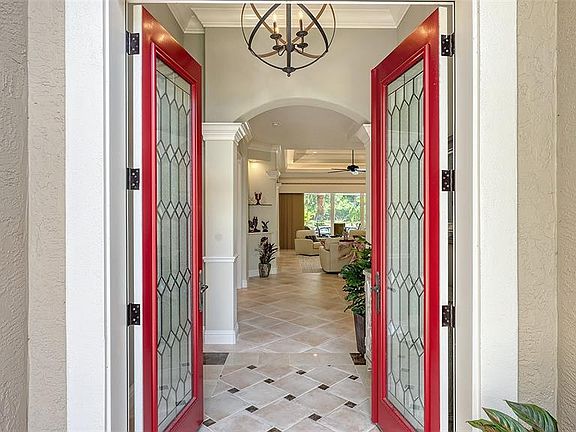 5th image of 292 Turquoise Ln