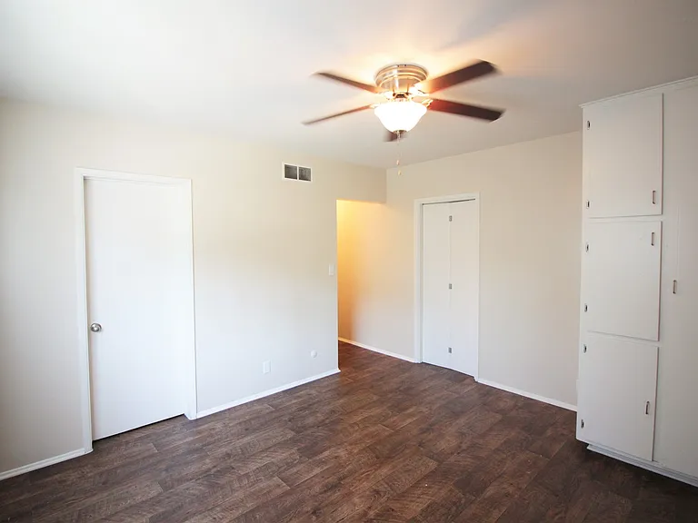 Applewood Apartments — Photo 66