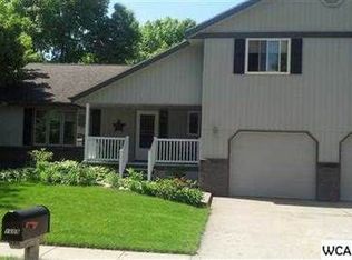 1609 15th Ave SW, Willmar, MN 56201