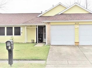 513 Canyon Springs Dr, La Porte, TX 77571