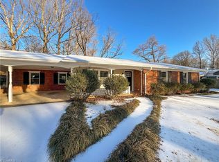 3015 Wonderwood Dr, Winston Salem, NC 27103