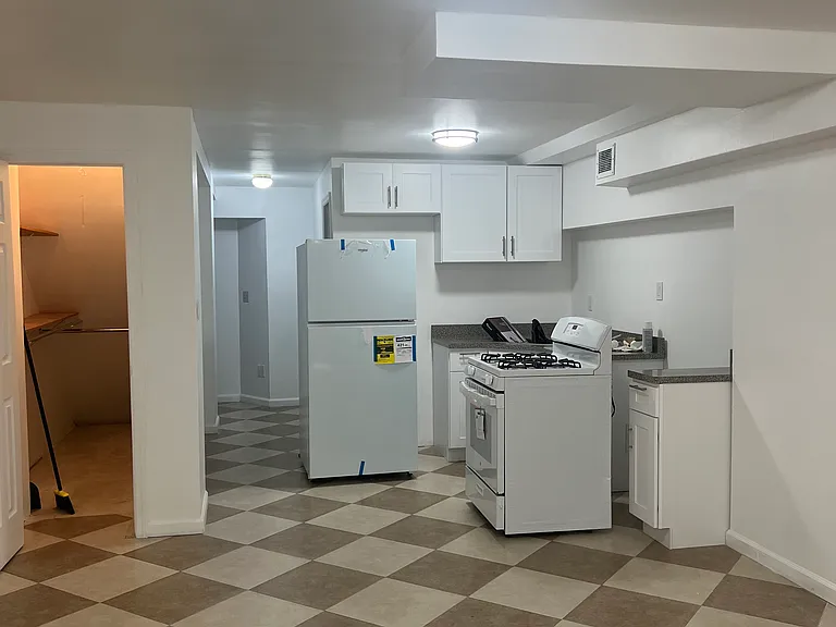32-15 58th St #1 — Photo 3