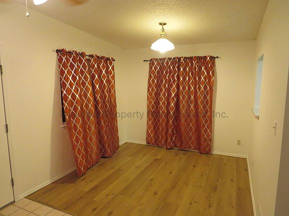 3rd image of 2135 W Platte Ave