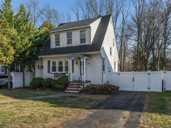 617 Parkview Ave, North Plainfield Boro, NJ 07063