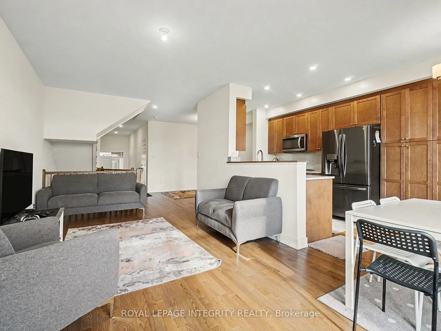 3 bed, $2,800 — Photo 4